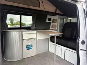 Volkswagen T6 Transporter Camper - Image 2