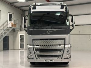 2022 VOLVO FH-500 6X2 MID-LIFT - Image 2