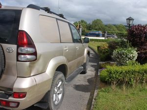 Toyota Land Cruiser LWB 3.0L Jeep, 2007 - Image 3