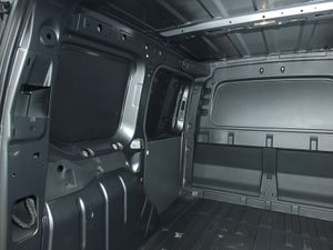 2023 Volkswagen Caddy Panel Van - Image 4