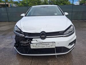 201 Volkswagen Golf  R line - Image 2