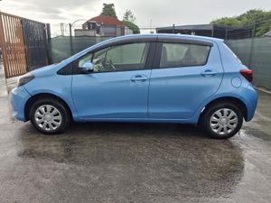 2015 Toyota vitz Automatic Only 25km - Image 3
