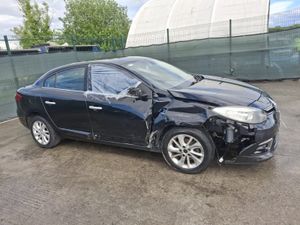 2015 Renault Fluence  Diesel - Image 2