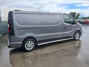 192 Opel vivaro sport - Image 2
