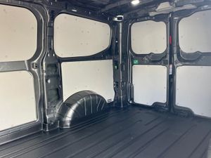 Ford Transit Custom LIMITED - Image 4