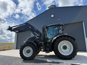 2020 Valtra T234 Versu 4WD Tractor - Image 3