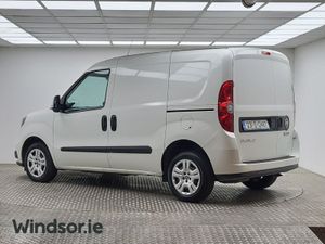 Fiat Doblo DOBLO CARGO 1.6 SX 90BHP  2DR - Image 3