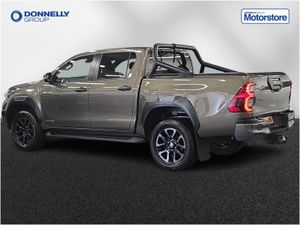 Toyota Hilux Diesel Invincible X - Image 2
