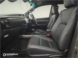 Toyota Hilux Diesel Invincible X - Image 4