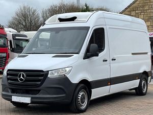 2022 Mercedes-Benz Sprinter Refrigerated Van - Image 2