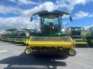 John Deere 8100 - Image 2