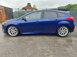 172 Ford Focus  St-Line  1.5 Diesel - Image 2