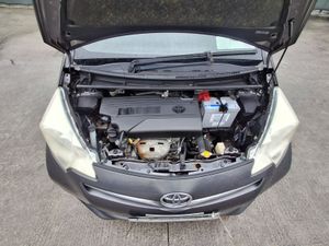 2011 Toyota Verso-S Automatic  131 km - Image 4