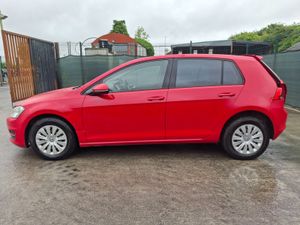 2013 Volkswagen Golf 1.6 Tdi.Drive home - Image 2
