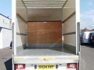 2024 Maxus Deliver 9 Luton Box Van - Image 3