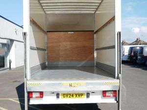 2024 Maxus Deliver 9 Luton Box Van - Image 2