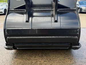1500mm extreme duty rock bucket to suit 35 ton - Image 3