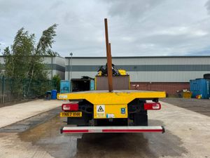 2017 DAF CF330 6x2 Rearlift Flatbed - Image 4