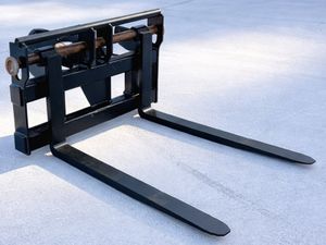 13t Floating Pallet Forks 65mm Pins - Image 4