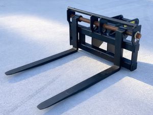 13t Floating Pallet Forks 65mm Pins - Image 3