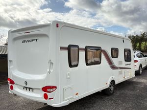 Swift 4 Berth Fixed Island Bed Caravan - Image 3