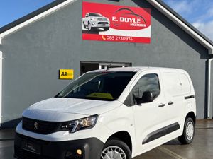 2019 Peugeot Partner Professional 1.6 3 seats - Image 2