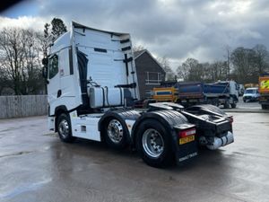 2021 Renault T520 6x2 Tractor Unit - Image 4