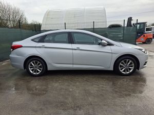 172 Hyundai i40  1.7 Diesel.Drive Away - Image 2