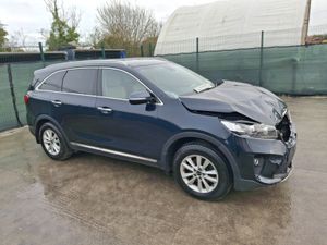 2019 Kia Sorento  2.2 Diesel  7 seater - Image 3