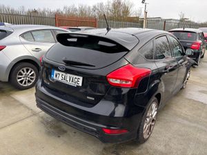 18 Focus  1.0 Petrol ST-line 100km Starts - Image 3