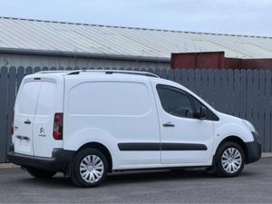 Citroen Berlingo 625 ENTERPRISE BLUE 75 HDI - Image 4