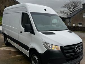 Mercedes-Benz Sprinter 2021, AUTO,RWD, 315CDI - Image 4