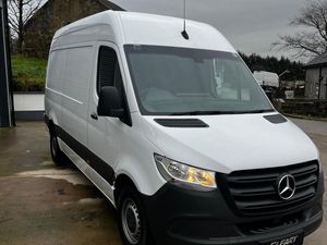 Mercedes-Benz Sprinter 2021, AUTO,RWD, 315CDI - Image 3