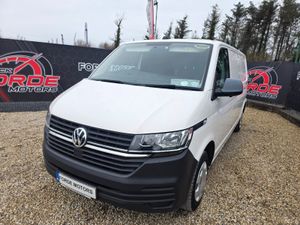 Volkswagen Transporter 2021 - Image 2