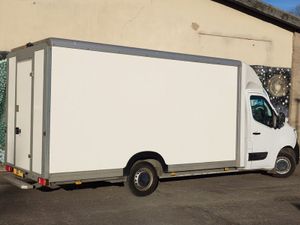 2023 Renault Master Luton Box Low Loader Van - Image 3