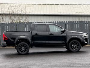 Toyota Hilux 2026 TOYOTA HILUX INVINCIBLE X - Image 4