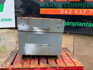 VAN VAULT / TOOL STORAGE LOCK BOX.........1148t. - Image 2