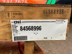 NEW HOLLAND WE150 CHROME ROD.......84568996. - Image 2