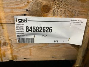 NEW HOLLAND WE150 CYLINDER....84582626 - Image 2