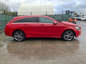 162 Mercedes CLA-CLASS  200D sport  2.2 Diesel - Image 3