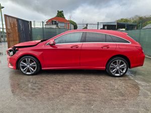 162 Mercedes CLA-CLASS  200D sport  2.2 Diesel - Image 4