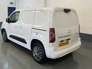 2024 Peugeot Partner Panel Van - Image 2