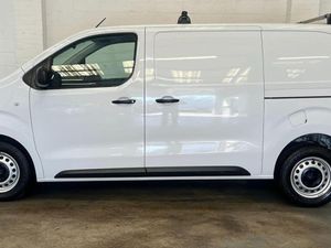 2024 Peugeot Expert Panel Van - Image 4