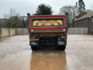2016 (16) Volvo FMX420 8x4 Steel Tipper - Image 4