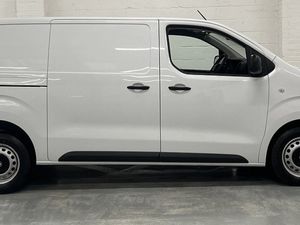2024 Vauxhall Vivaro Panel Van - Image 4