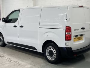 2022 Peugeot Expert Panel Van - Image 2