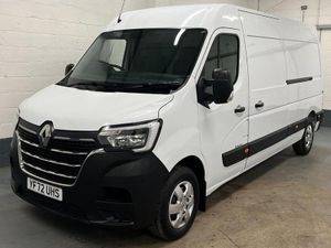 2023 Renault Master Medium Roof Panel Van - Image 2