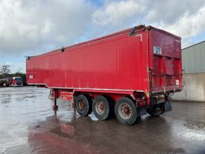 2013 Fruehauf Tri Axle Plank Side Tipping Trailer - Image 2