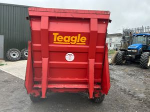 2018 Teagle 7100 Tomahawk Straw Bedder - Image 4