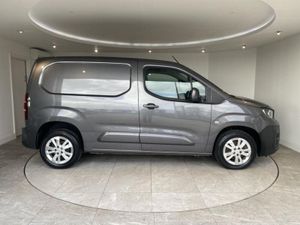 Peugeot Partner STANDARD  1000 1.5 BlueHDi 130 Asp - Image 4